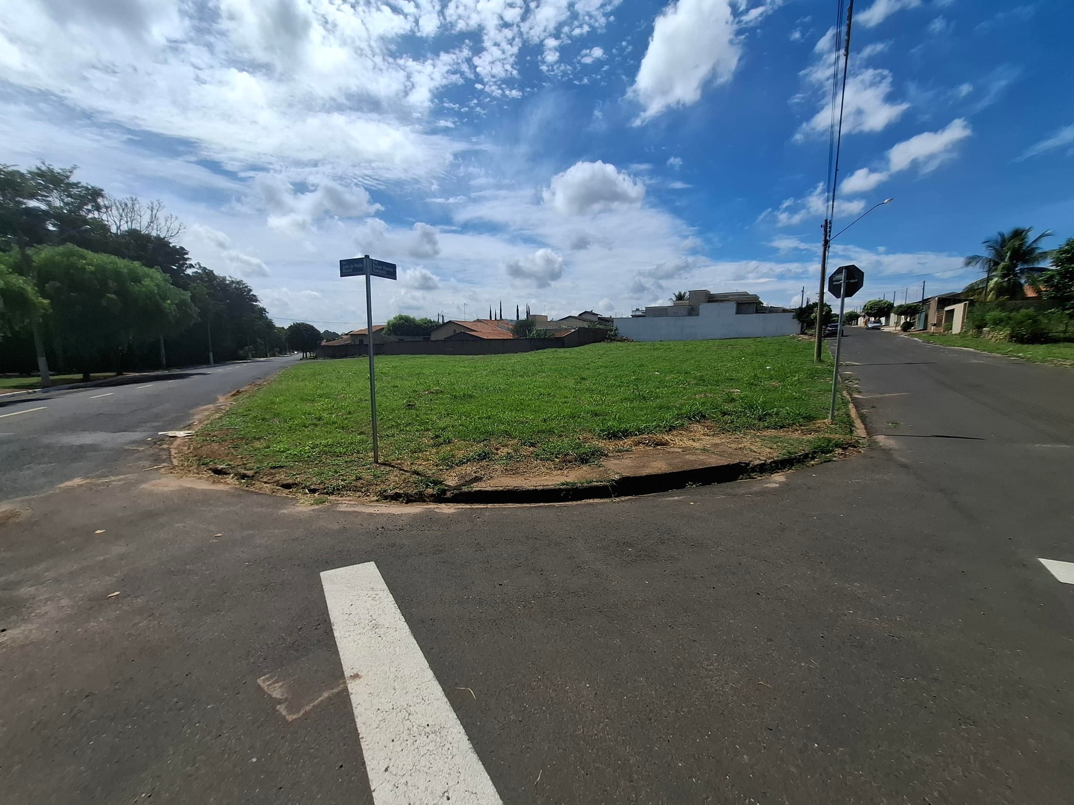 Foto 3 de 10: Terreno em leilão em Mirassol - SP — TERRENO DE 461m² LOCALIZADO NO PQ. RES. CELINA DALUL, MIRASSOL/SP | MATRICULA 26.051