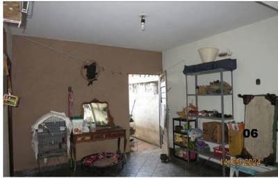 Foto 9 de 28: Casa em leilão em São Carlos - SP — Casa com área de 174,60m² e terreno com área de 300,00m² localizado na Rua Marcus Vinícius de Mello Moraes, nº 183, no loteamento Parque Santa Felícia Jardim, São Carlos/SP