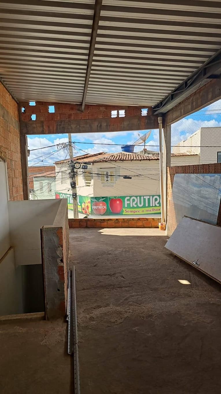 Foto 3 de 15: Casa em leilão em Irecê - BA, bairro São José — Casa, Irecê / BA