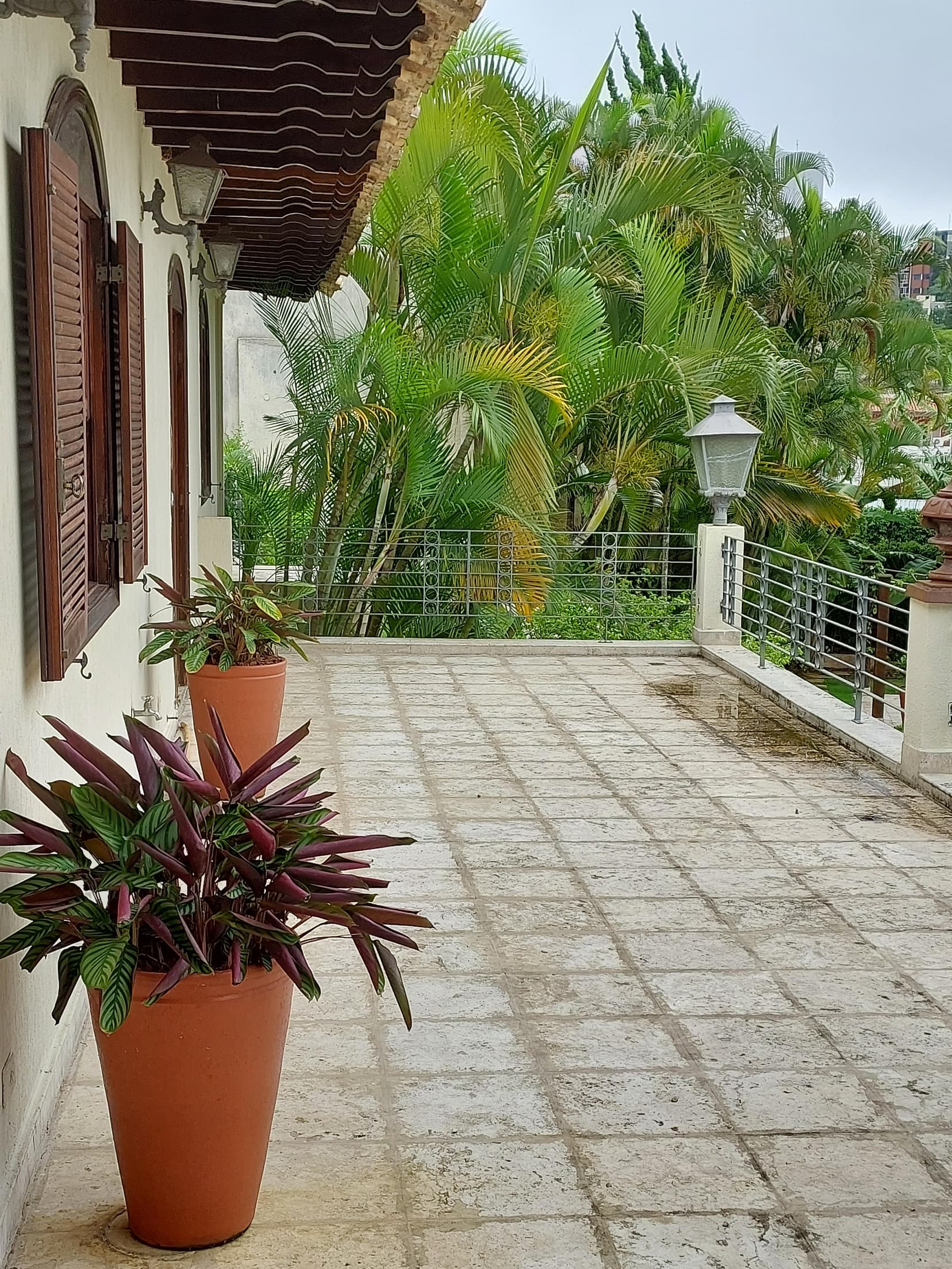Foto 6 de 6: Casa em leilão em São Paulo - SP, bairro Jardim Leonor — Mansão com 521m² | Terreno 840m² | Jardim Leonor/Morumbi | Raridade e Escassez de Área na Região do Morumbi em São Paulo. Oportunidade!