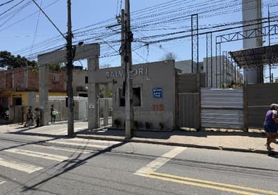 Apartamento em leilão em São Gonçalo - RJ, bairro Vista Alegre — Estr. São Pedro, 900 - 202 05 - Vista Alegre, São Gonçalo - RJ, 24725-270, Brasil