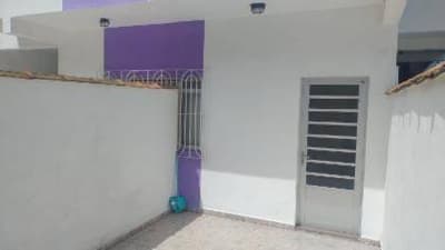 Foto 3 de 11: Casa em leilão em São Vicente - SP, bairro Samarita — Casa 97,8m² com Terreno 122,9m² | São Vicente-SP | Samaritá - 2 Dorms, 2 Banheiros - Financiamento até 420 Meses!