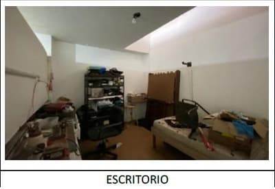 Foto 17 de 18: Comercial em leilão em Bauru - SP, bairro Centro — Prédio Comercial / Galpão A.T. 1.769 m² A.C.1.607 m² zona mista Centro