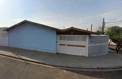 Foto 2 de 3: Casa em leilão em São Carlos - SP — (50%) Casa, A.T. 189m², Pq. Douradinho