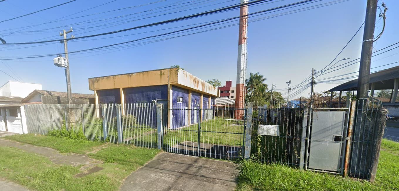 Terreno em leilão em Paranaguá - PR — Terreno com construção 543m² Desocupado em Paranaguá/PR