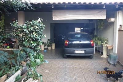 Foto 3 de 23: Casa em leilão em São Carlos - SP — Casa, A.T. 300m², A.C. 189m², 2 dorms, 1 suíte, Pq. Santa Felícia Jardim (Direitos)