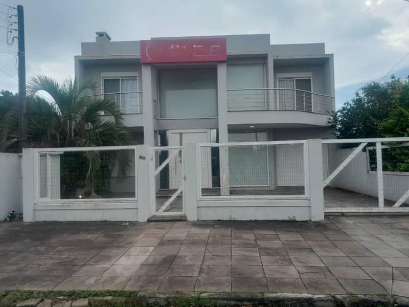 Foto 1 de 3: Casa em leilão em Capão Da Canoa - RS, bairro Centro — Casa 260m² com Terreno 360m² | Capão Da Canoa-RS | Centro - Financiamento até 420 Meses!