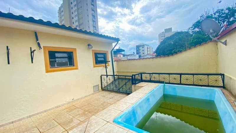 Foto 4 de 19: Casa em leilão em Pouso Alegre - MG, bairro Centro — Casa, Pouso Alegre / MG