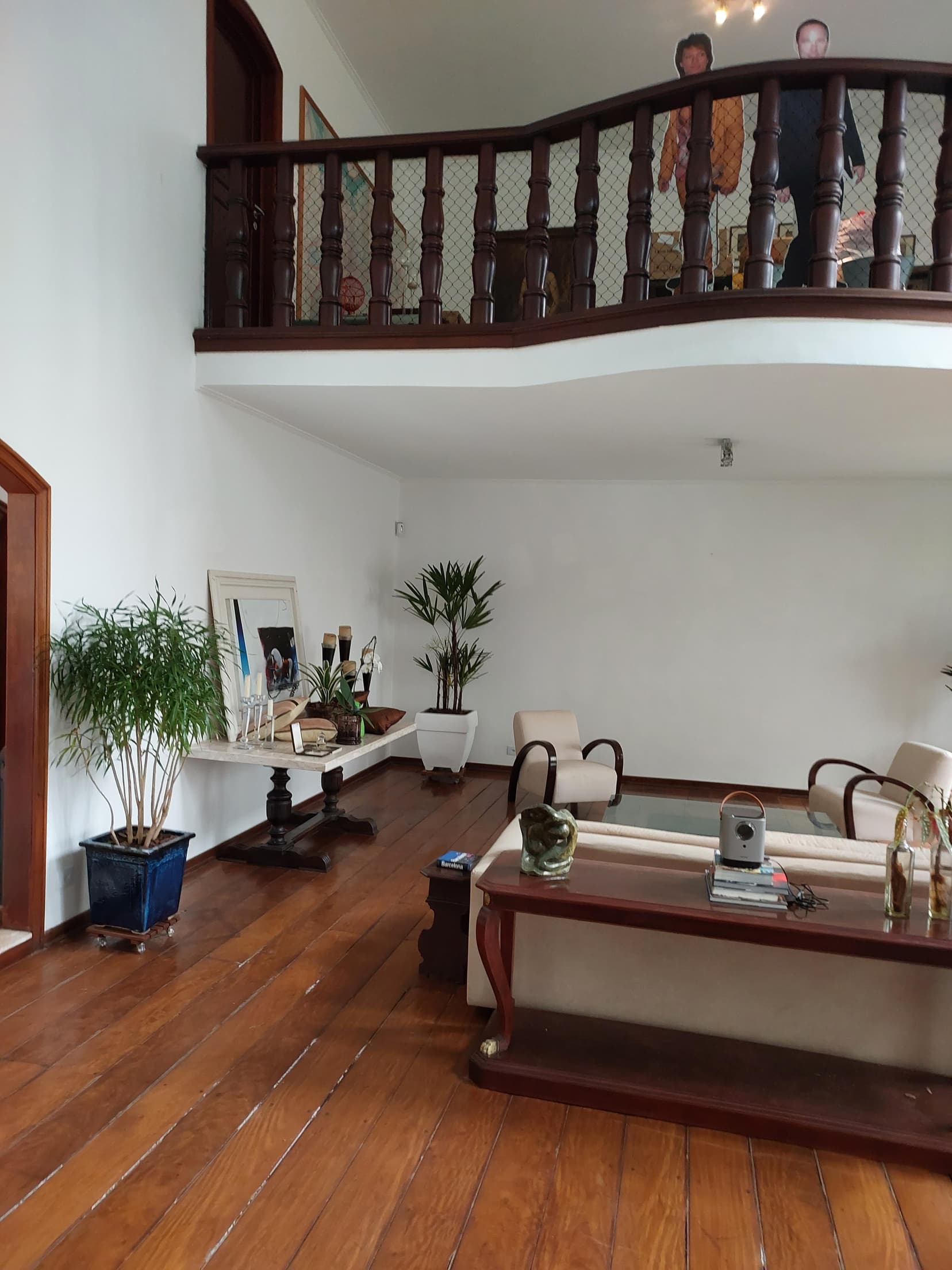 Foto 5 de 9: Casa em leilão em São Paulo - SP, bairro Jardim Leonor — Mansão com 527m² | Terreno 834m² | Jardim Leonor/Morumbi | Raridade e Escassez de Área na Região do Morumbi em São Paulo. Oportunidade!