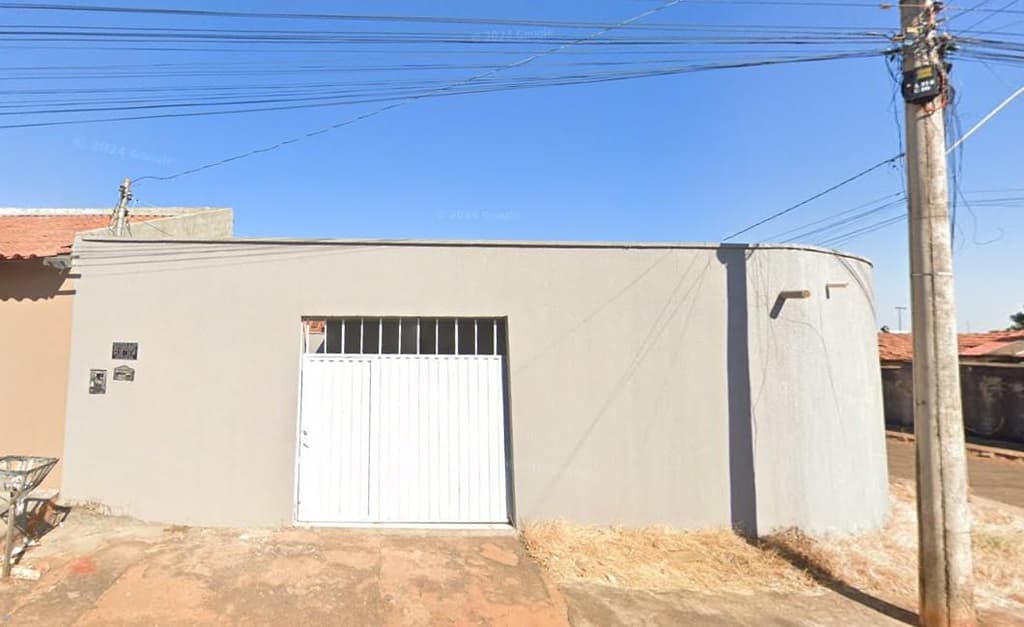 Foto 3 de 3: Casa em leilão em Trindade - GO — Casa 266m², Jardim Scala, Trindade/GO - ocupada