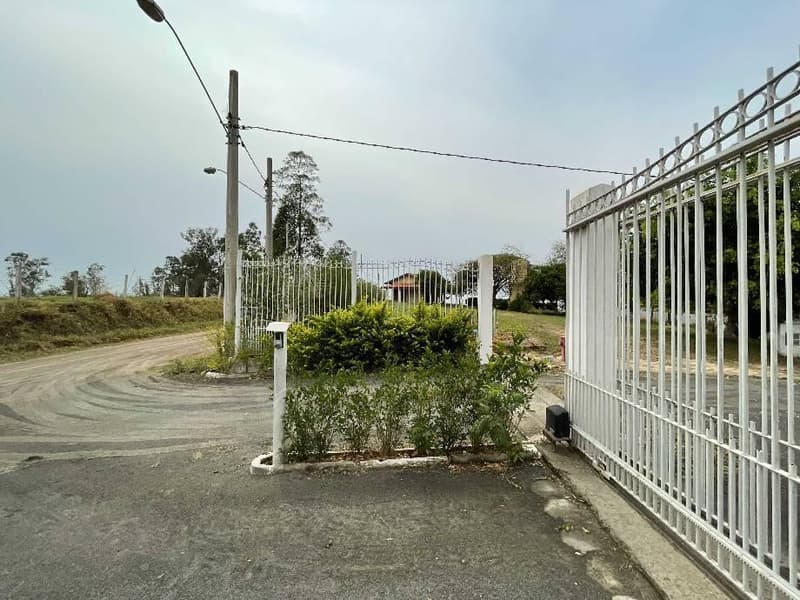 Foto 11 de 11: Casa em leilão em Conchas - SP — Casa 609,63m² | Conchas-SP | Residencial Arcádia de Conchas - 4 Dorms, 6 Banheiros, Piscina - Financiamento até 420 Meses!