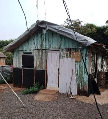 Foto 5 de 6: Casa em leilão em Terra Roxa - PR — Casa com área construída de 63m² - área total de 985,70m² - Terra Roxa/PR