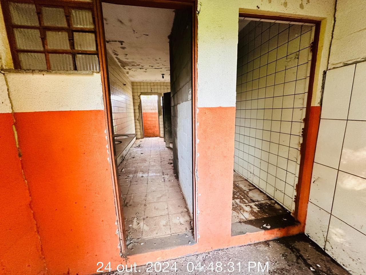Foto 10 de 28: Comercial em leilão em Umuarama - PR — Galpão Industrial com área de 1.311m², área de terreno de 6.000m² - Umuarama/PR