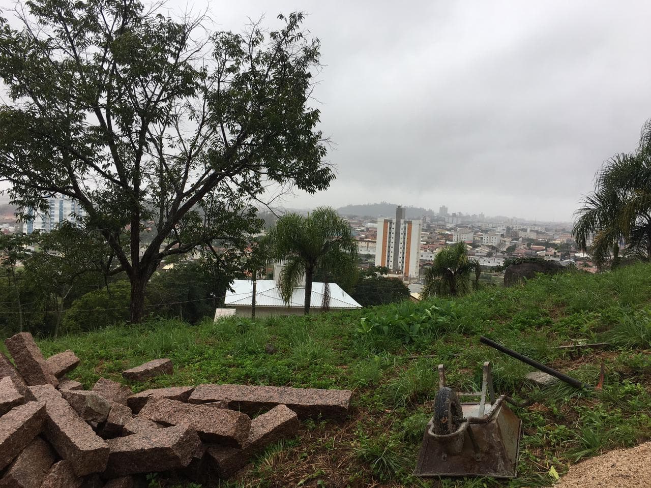 Foto 4 de 5: Terreno em leilão em Tubarão - SC — Terreno constituído pelo lote nº 03, com área de 614,03 M2, do LOTEAMENTO SOL NASCENTE, bairro São Bernardo em Tubarão-SC