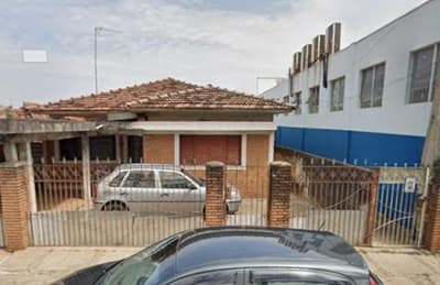 Casa em leilão em Ibaté - SP — (50%) Casa, A.T. 300m², A.C. 180m², Jd. Mariana