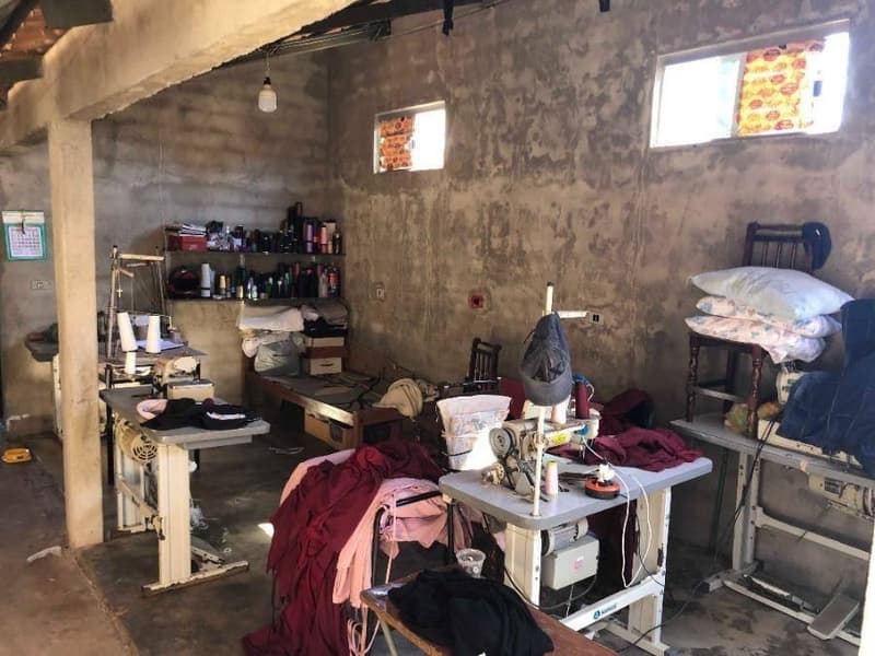 Foto 5 de 29: Casa em leilão em Buriti De Goiás - GO, bairro Centro — Casa, Ocupado, Buriti De Goiás / GO (66% abaixo da avaliação)