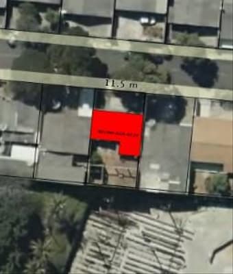 Foto 2 de 3: Terreno em leilão em Umuarama - PR — Lote de terreno urbano, com área de 254,16 m², com benfeitoria residencial, situado na Rua Colibri, 2406, Umuarama/PR.