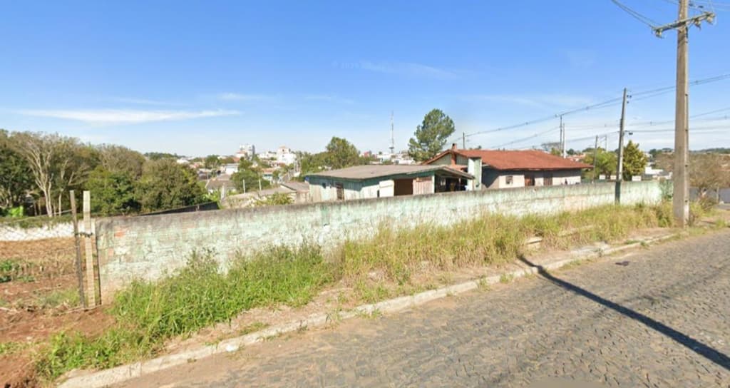 Foto 7 de 7: Casa em leilão em Reserva - PR — IMÓVEL URBANO COM ÁREA 1.241,00 m². EM RESERVA-PR
