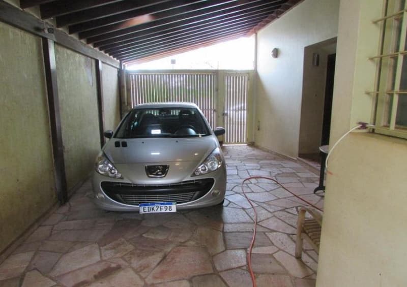 Foto 2 de 19: Casa em leilão em Barretos - SP — Casa, A.T. 393m², A.C. 290m², Centro (Domínio Útil)