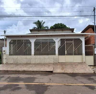 Foto 1 de 10: Casa em leilão em Rio Branco - AC, bairro Vitória — Casa 110m² com Terreno 270,3m² | Rio Branco-AC | Vitória - 4 Dormitórios, 4 Banheiros - Financiamento até 420 Meses!