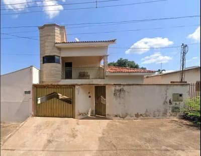 Terreno em leilão em Santo Anastácio - SP, bairro Vila Oriente — Sobrado, A.T. 484m², A.C. 248m², 3 dorms, 1 suíte, churrasqueira, garagem, Vila Oriente