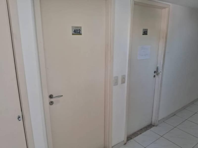 Foto 4 de 8: Comercial em leilão em Itaboraí - RJ, bairro Centro — Sala comercial, Itaboraí / RJ