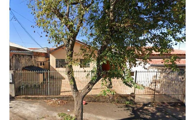 Terreno em leilão em Londrina - PR — Lote de Terras com área de 200m², situado no Conjunto Habitacional 'JACOMO VIOLIN'
