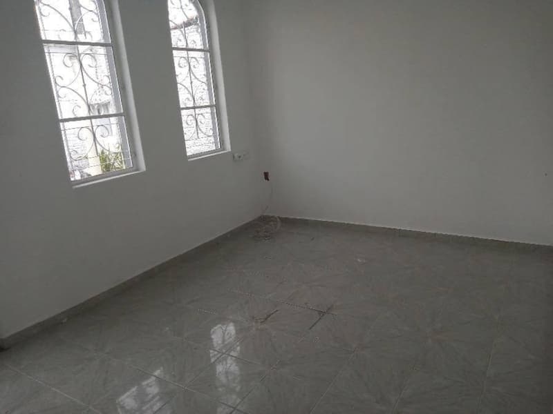 Foto 8 de 14: Casa em leilão em Lorena - SP, bairro Parque das Rodovias — Casa com 3 Dormitórios e Terreno 360m² | Lorena-SP | Parque das Rodovias - Próx. à Rodovia Dutra - Financiamento até 420 Meses!