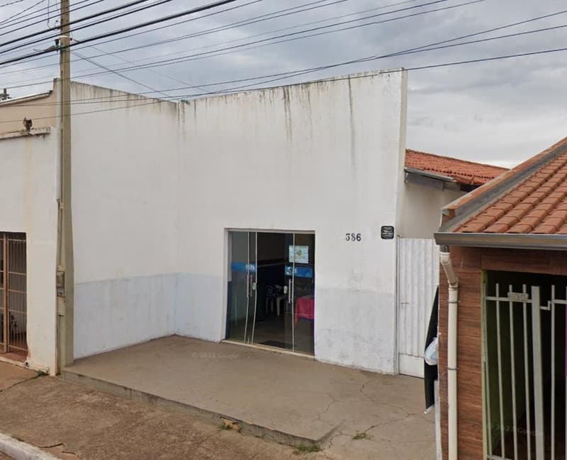 Foto 1 de 2: Comercial em leilão em Pederneiras - SP — Imóvel comercial 208m², Centro, Pederneiras/SP - Ocupado