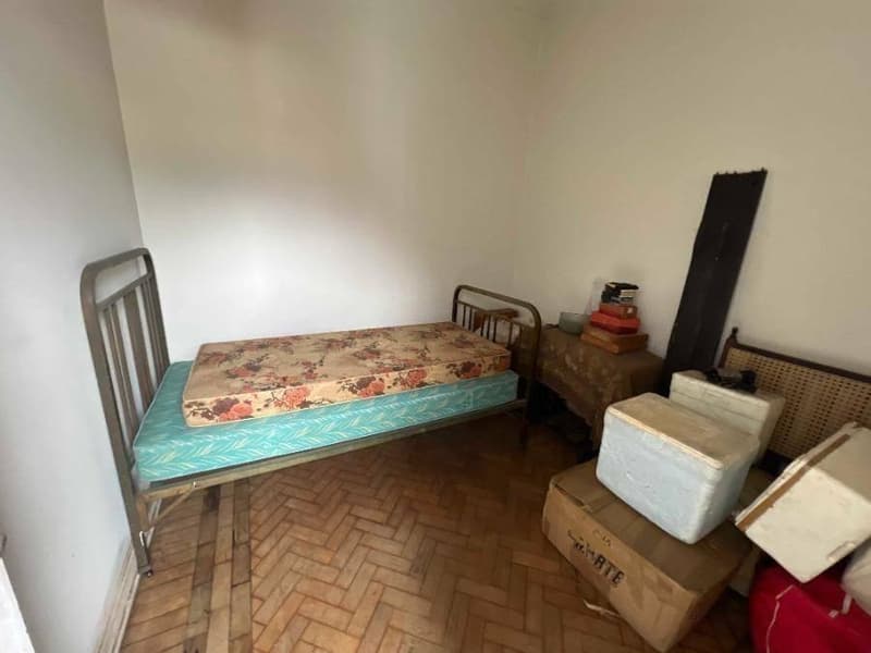 Foto 5 de 36: Casa em leilão em Rio De Janeiro - RJ, bairro Vila Isabel — Casa 374m² com Terreno 300m² | Rio de Janeiro-RJ | Vila Isabel | Oportunidade com 2 Vagas - Próx. ao Maracanã e à Av. 28 de Setembro - Financiamento até 420 Meses!