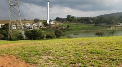 Foto 4 de 5: Terreno em leilão em Atibaia - SP — Terreno em Atibaia, Lote nº 1 da Quadra D, com área de 7.668,22m², Terras da Fazenda Santana I, bairro do Tanque