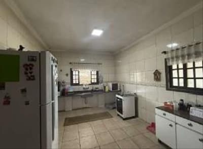 Foto 10 de 13: Casa em leilão em Curitiba - PR, bairro Abranches — Imóvel com 450 m² na Rua Edgard Simone, 71, Abranches,Curitiba/PR