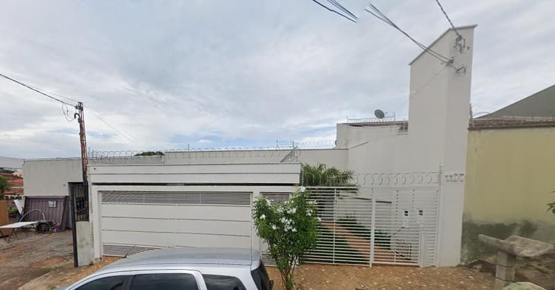 Foto 1 de 2: Casa em leilão em Marília - SP — Casa 363m², Alto Cafezal, em Marília/SP - Ocupada
