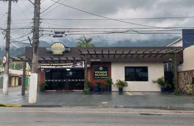 Foto 1 de 30: Comercial em leilão em São Sebastião - SP — (12,50%) Imóvel Comercial, A.T. 325m², A.C. 197m², Pontal da Cruz
