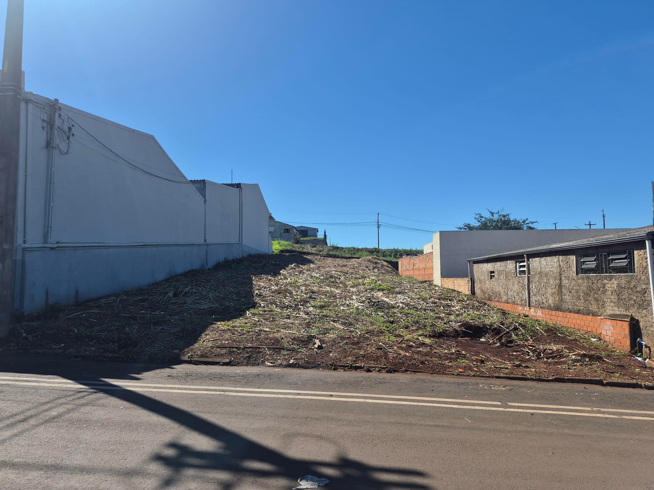 Comercial em leilão em Matelândia - PR — IMÓVEL URBANO COM ÁREA TOTAL DE 658,60 M2, EM MATELÂNDIA-PR