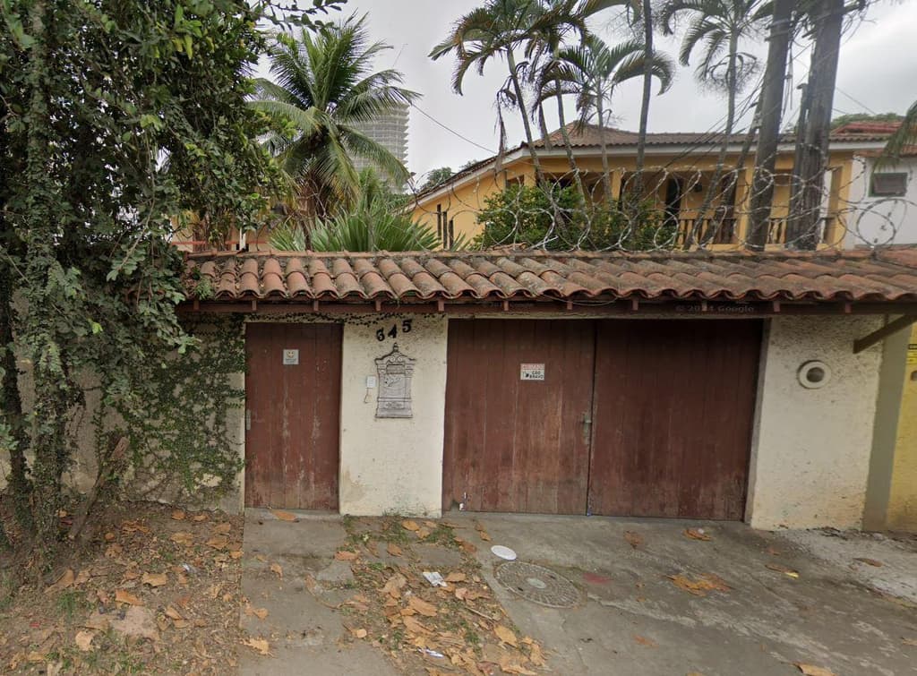 Casa em leilão em Rio De Janeiro - RJ — Casa em Guaratiba no Rio de Janeiro/RJ