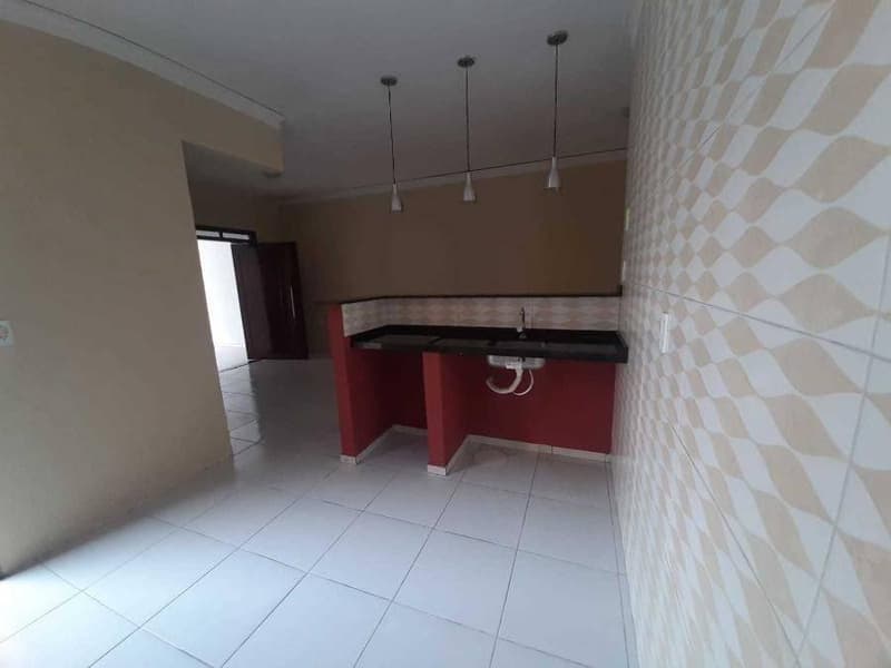 Foto 4 de 13: Casa em leilão em Juazeiro Do Norte - CE, bairro Aeroporto — Casa 90m² com Terreno 148m² | Juazeiro do Norte-CE | Aeroporto - 3 Dorms, Piscina, Varanda, Lavabo - Próximo ao Aeroporto de Juazeiro do Norte - Financiamento até 420 Meses!