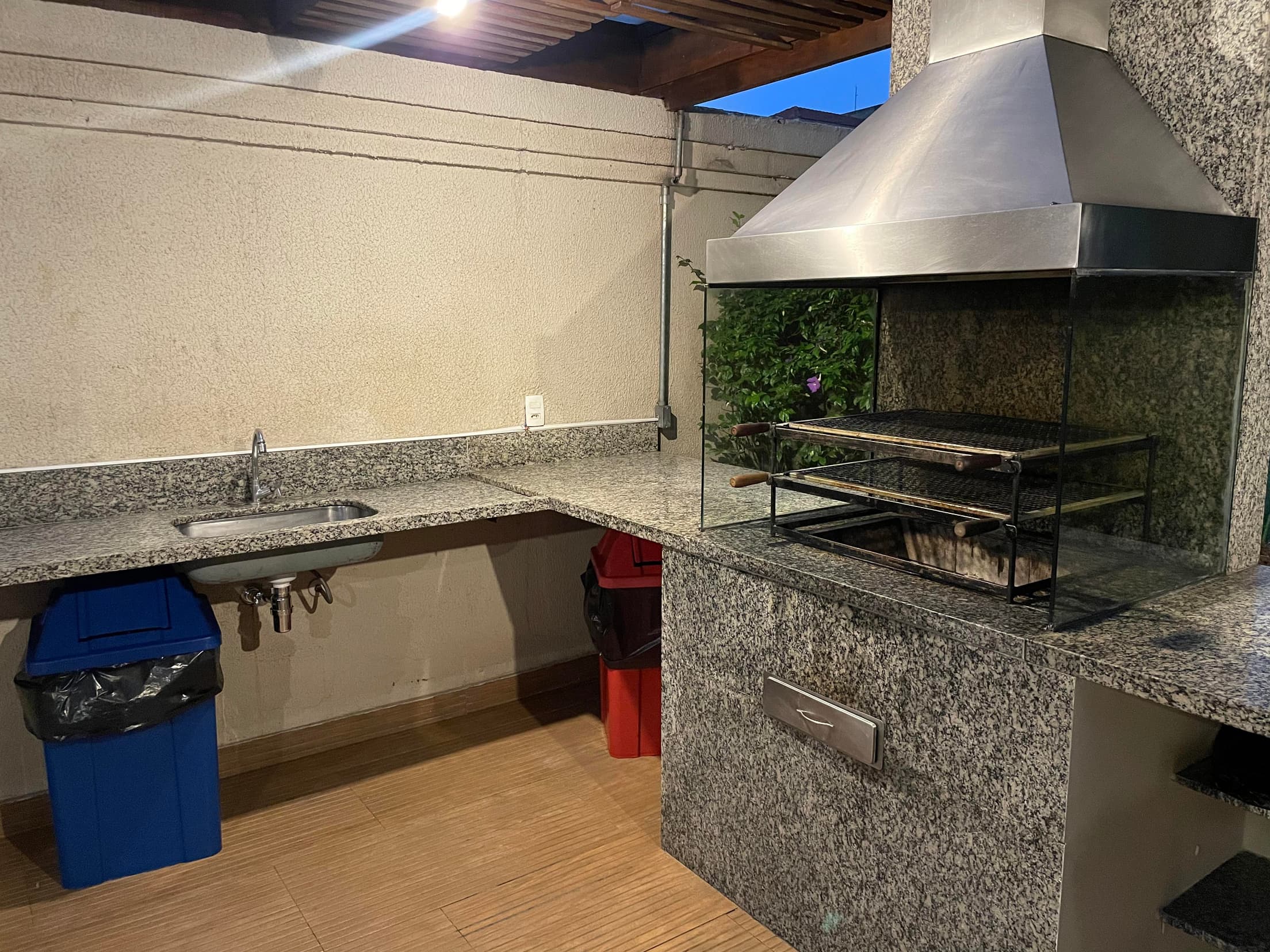 Foto 2 de 17: Apartamento em leilão em Osasco - SP — APTO 59 m², 2 dorm., Osasco - SP 50% de desconto