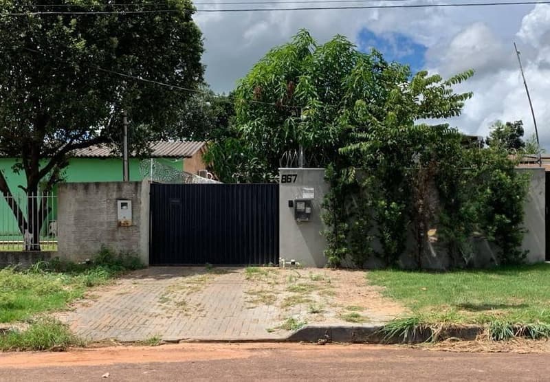 Foto 1 de 8: Casa em leilão em Canarana - MT — Casa 291m² com Terreno 490m² | Canarana-MT | Morada do Sol | Oportunidade - Próx. à Av. Paraná e Hospital Municipal Lorena Parode - Financiamento até 420 Meses!