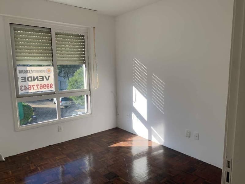 Foto 2 de 12: Apartamento em leilão em Porto Alegre - RS — Apto 60m² | Porto Alegre-RS | C. H. Cidade Jardim | Nonoai | Oportunidade - Próx. ao Barra Shopping Sul e à Av. Terceira Perimetral - Financiamento até 420 Meses!
