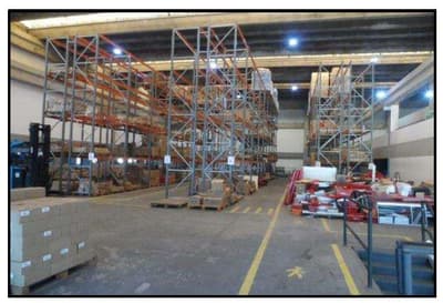 Foto 5 de 9: Terreno em leilão em Embu Das Artes - SP, bairro Bairro dos Oliveiras — Terreno 12.518m² e 4.497m² área construida, R. Dr. Jorge Balduzzi e BR-116, Embu das Artes/SP - SB Crédito