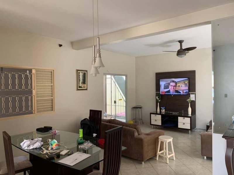 Foto 4 de 13: Casa em leilão em Cuiabá - MT, bairro Jardim Itália — Casa, Cuiabá / MT