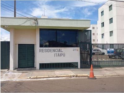 Foto 1 de 23: Apartamento em leilão em São Carlos - SP — Apartamento nº 04, Térreo, com área de 60,00m², e um Box nº 04 - Rua Byron Ortiz De Araújo, nº 211, na Vila Jacobucci, São Carlos/SP