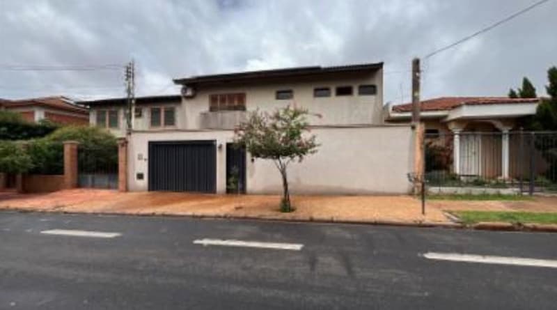 Casa em leilão em Barretos - SP, bairro Primavera — Casa 282m², Primavera, em Barretos/SP - Ocupada