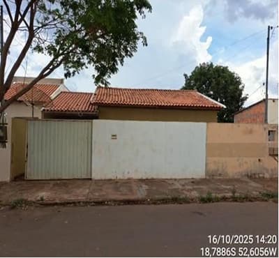 Foto 4 de 7: Casa em leilão em Chapadão Do Sul - MS, bairro Jardim Esplanada I — CASA RESIDENCIAL | A.T. 301,60 M² E A.C 135,08 M² BAIRRO JARDIM ESPLANADA I | CHAPADÃO DO SUL/MS