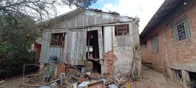 Foto 3 de 5: Casa em leilão em Curitiba - PR, bairro Alto — Casa em alvenaria na Rua Rio Guaporé nº 1.033, Bairro Alto, Curitiba/PR.