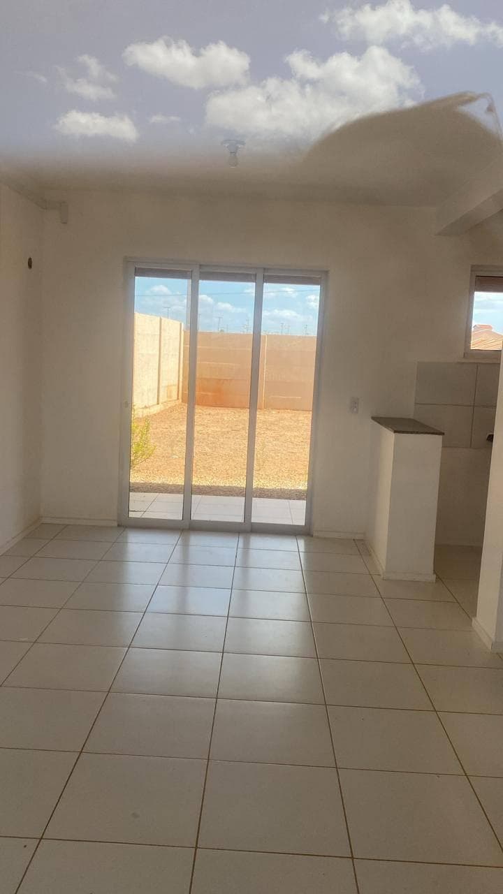 Foto 2 de 11: Casa em leilão em São Gonçalo Do Amarante - CE, bairro Croatá — Casa 84m² | DESOCUPADA | São Gonçalo do Amarante-CE | Laguna Ecopark | Oportunidade - Próx. à Rodovia CE-085 e Complexo do Pecém - Financiamento até 420 Meses!