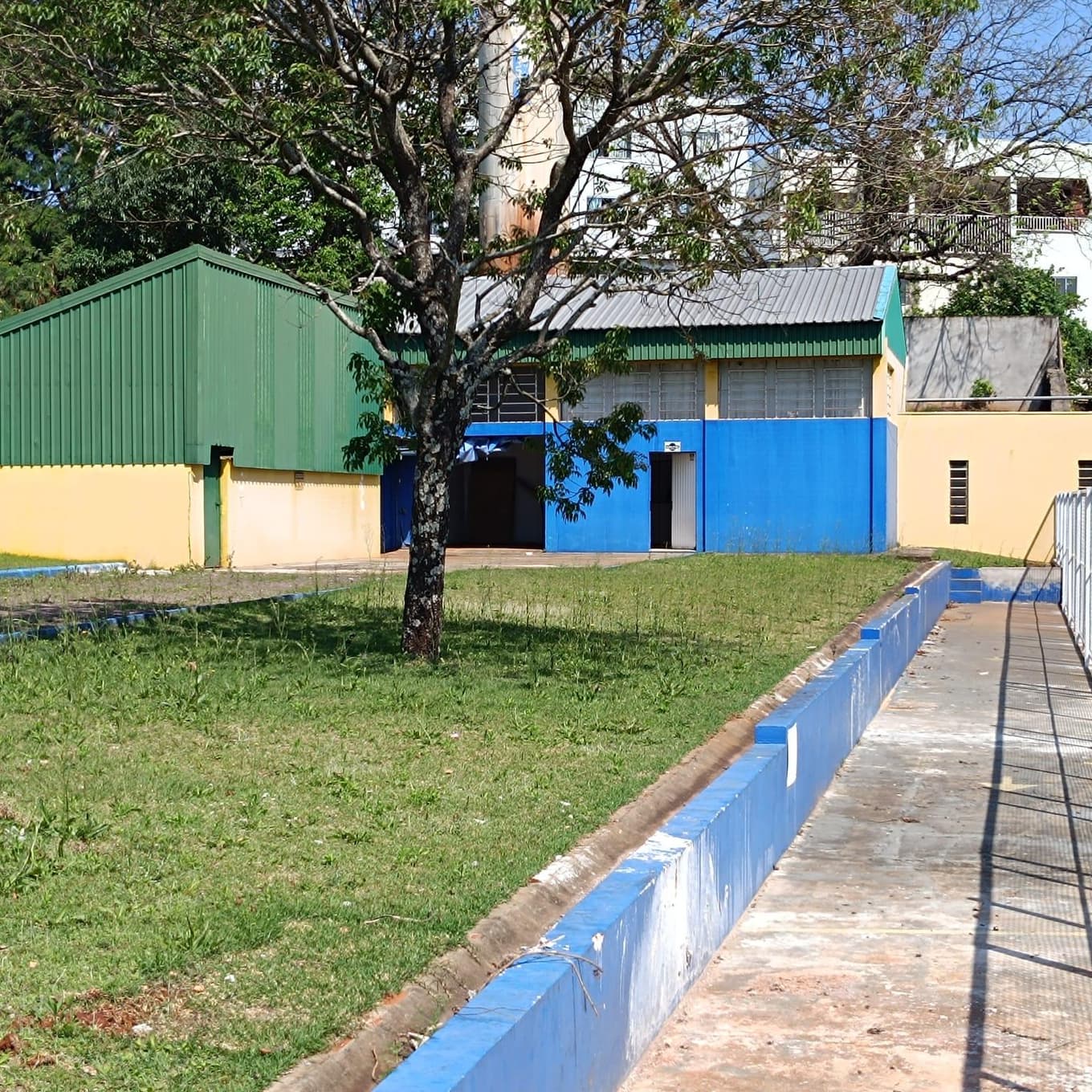 Foto 23 de 40: Comercial em leilão em Santo Antônio Do Sudoeste - PR, bairro Centro — IMÓVEL COMERCIAL ¿ TERRENO DE 1.200 M² + EDIFICAÇÃO ¿ SANTO ANTÔNIO DO SUDOESTE/PR