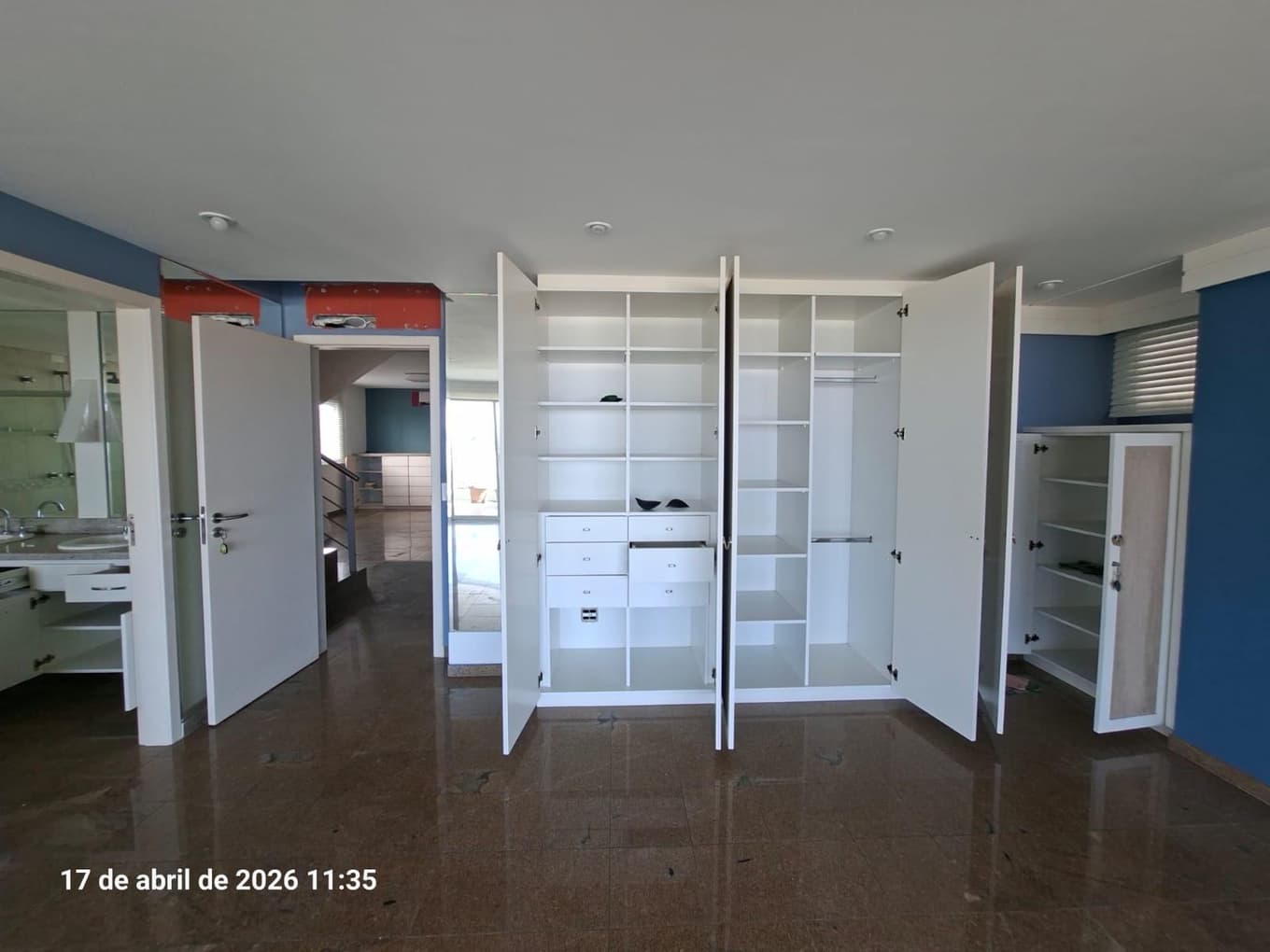 Foto 37 de 61: Apartamento em leilão em Matinhos - PR, bairro Caiobá — Apartamento cobertura, 300,14m² área privativa, vaga de garagem, Edif Costa Allegra, Av Atlântica 2400, Caiobá/PR - R Macedo/PR