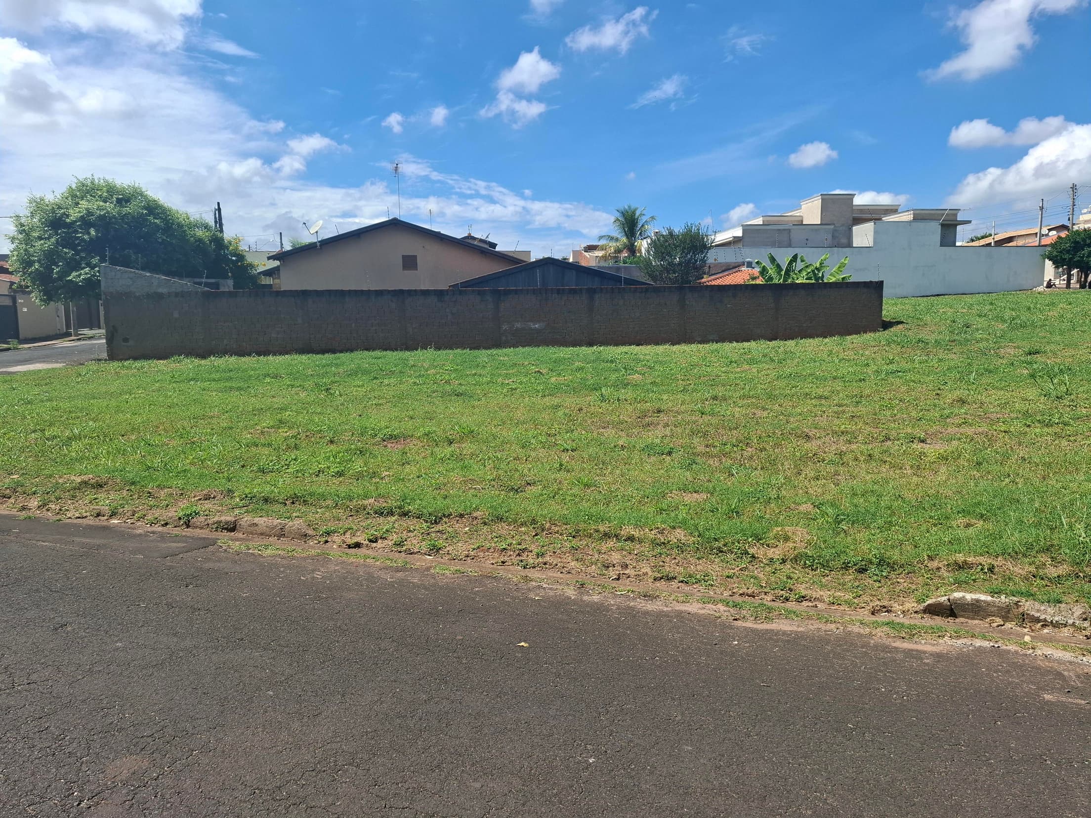 Foto 5 de 10: Terreno em leilão em Mirassol - SP — TERRENO NA RUA JOÃO DE PAULA MACIEL COM ÁREA DE 450m², MIRASSOL/SP | MATRICULA 26.053